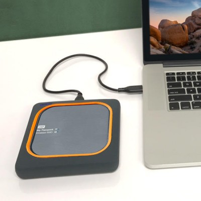 Ổ cứng WD MY PASSPORT WIRELESS SSD 1TB WDBAMJ0010BGY